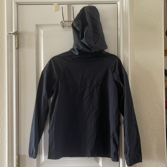 Nike Windrunner packable youth jacket size XL - Picture 2 of 6